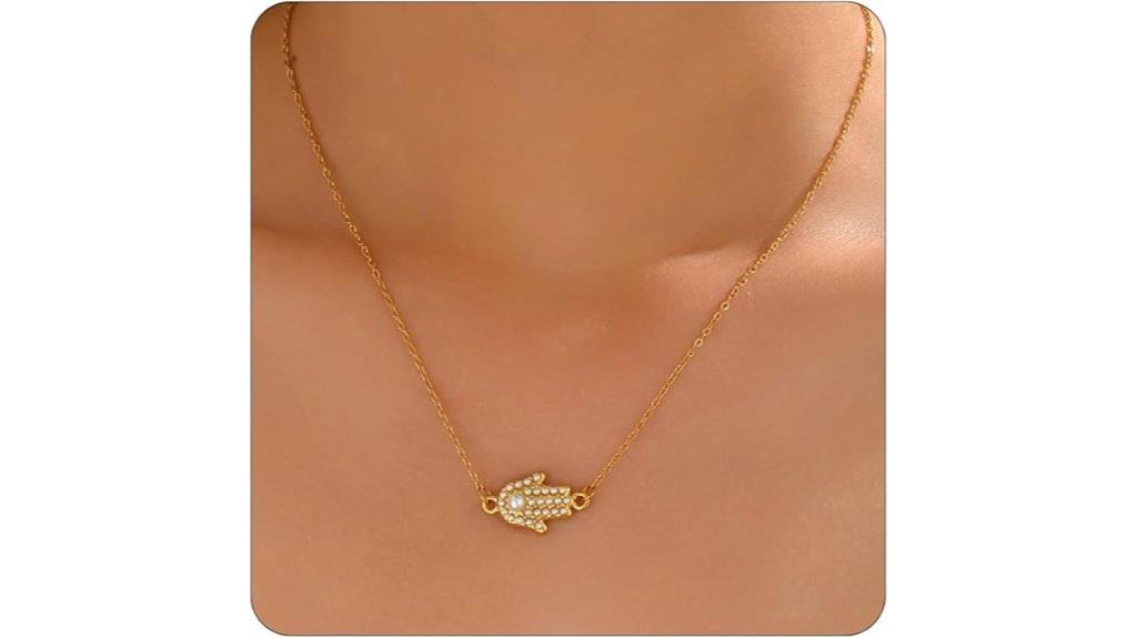 18k gold hamsa pendant