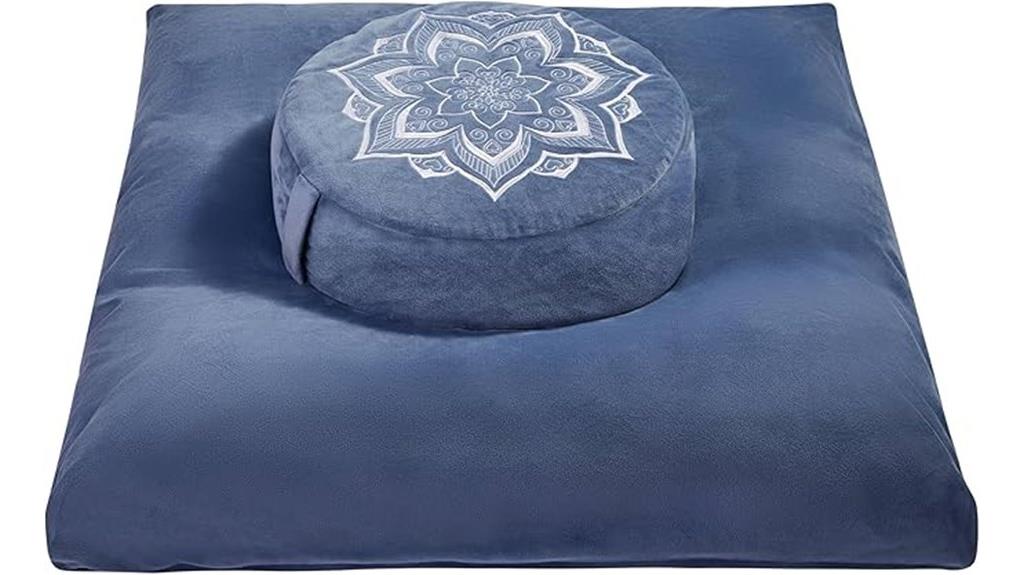 meditation cushion with buckwheat
