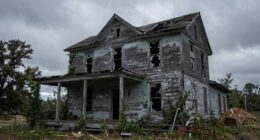 multiple witnesses abandoned farm
