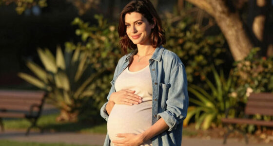 Anne Hathaway Pregnant
